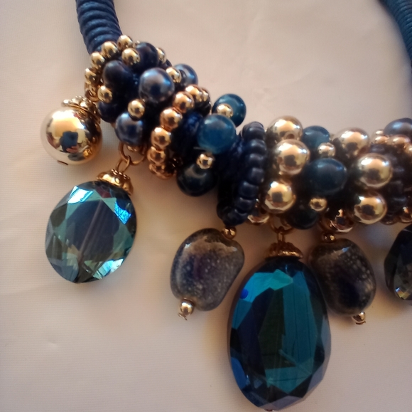 Traci Lynn Crystal gemstone & Pearl rope bib statement necklace! - Picture 3 of 7